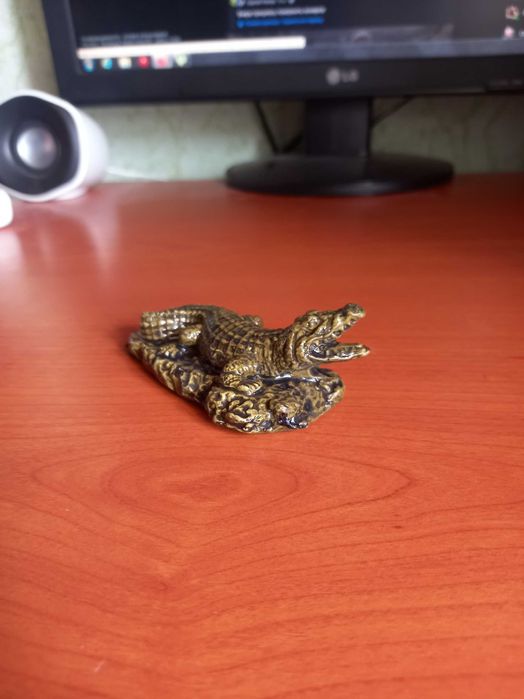 Крокодил в аквариум