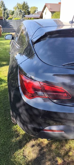 Opel Astra J GTC 2.0 CDTI