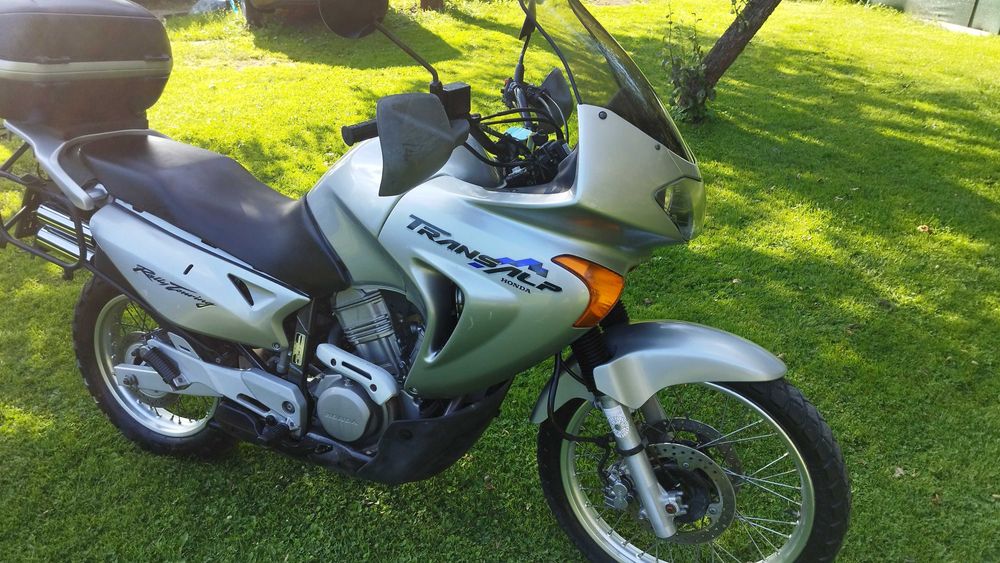 Honda Transalp 650 2002rok