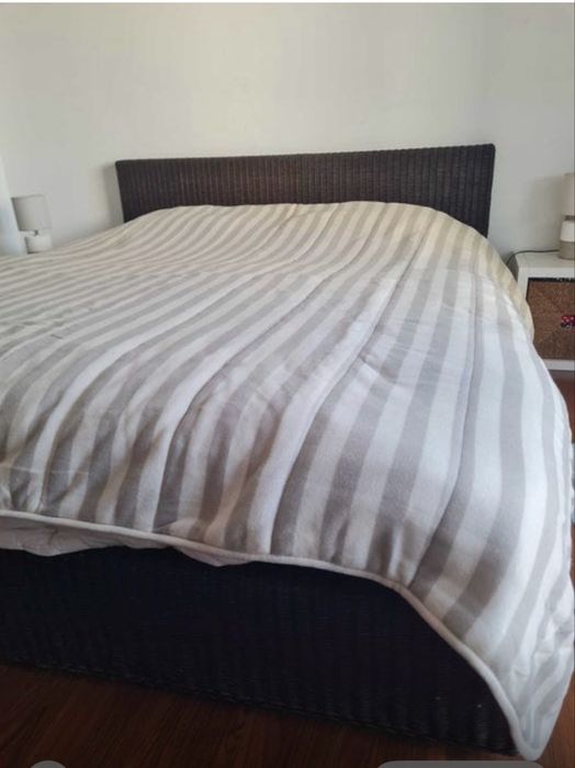 Cama casal Area store em verga 160x200