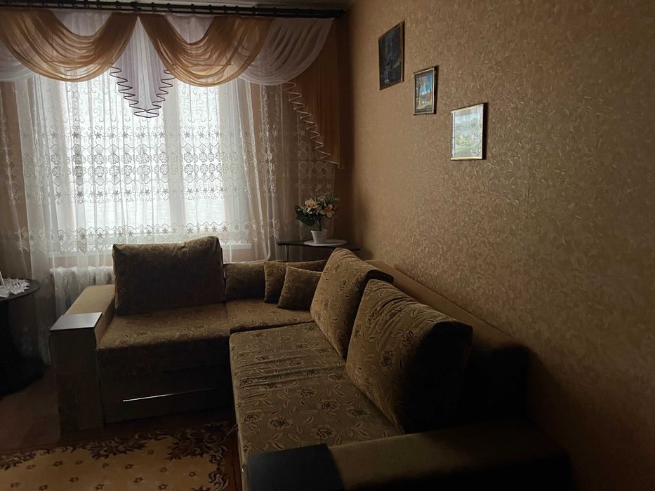 Продам 3-кімнатну квартиру у центрі Тернівки (Вулиця Шахтарська)