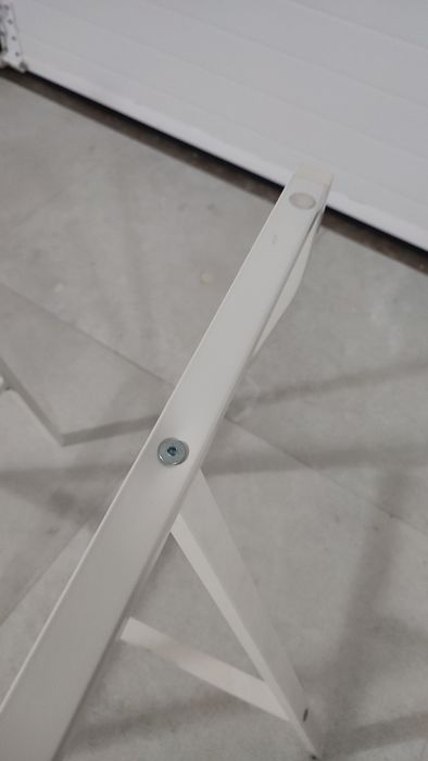Cavaletes metálicos IKEA