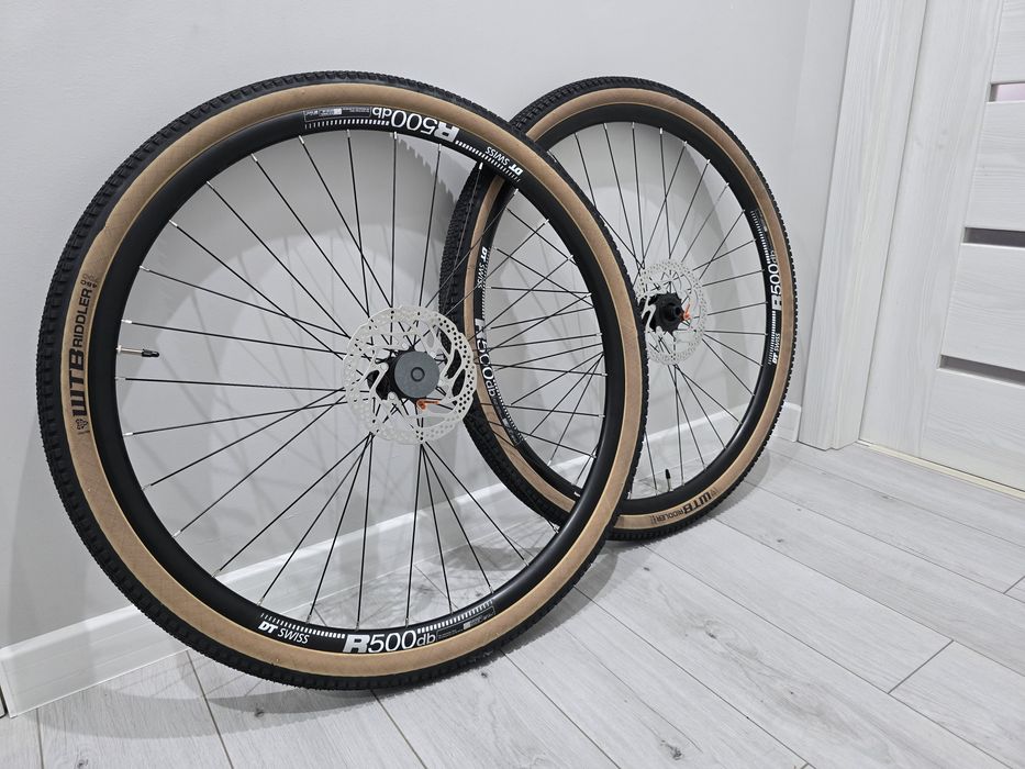 Koła DT Swiss R500 28" 700C