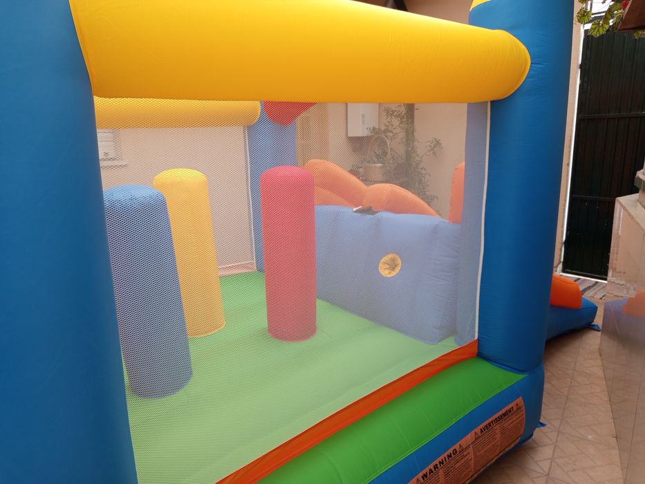 Insuflável obstáculos