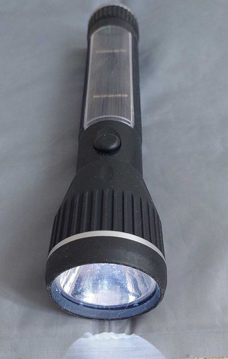 Latarka solarna, szperacz, led; akumulator Ni-MH 3,6 V