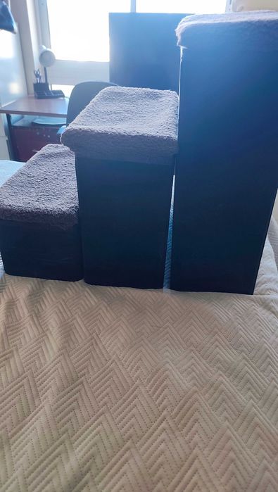 Escada para cães com baú