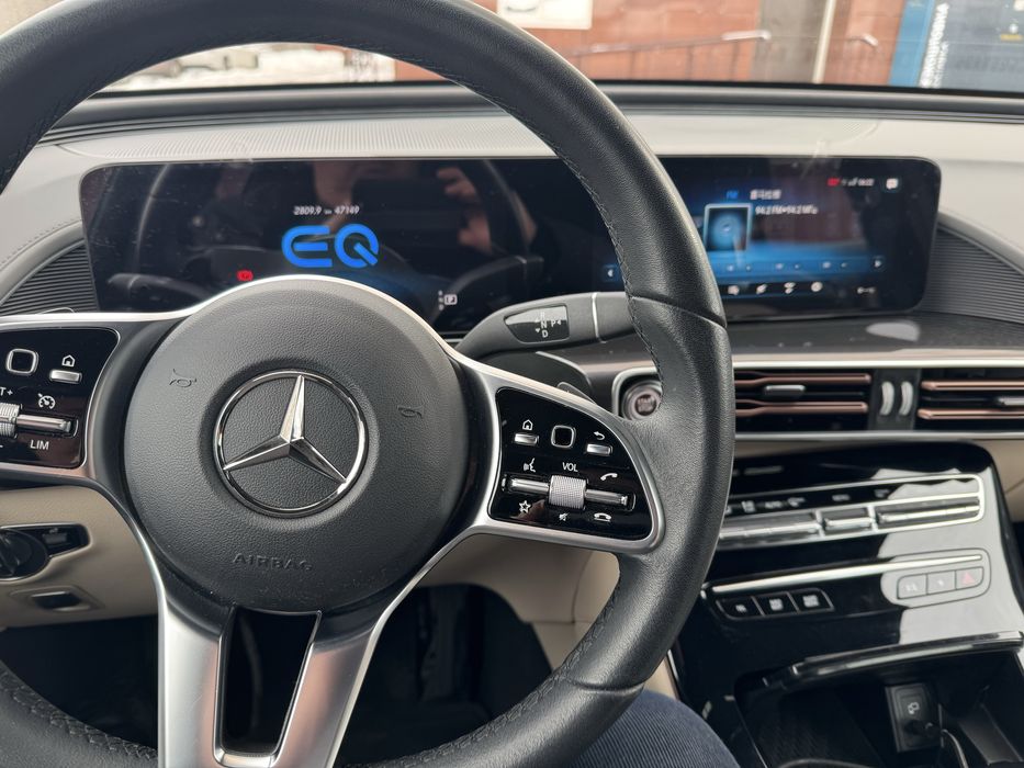 Продаж Мерседес EQC350 MATIC