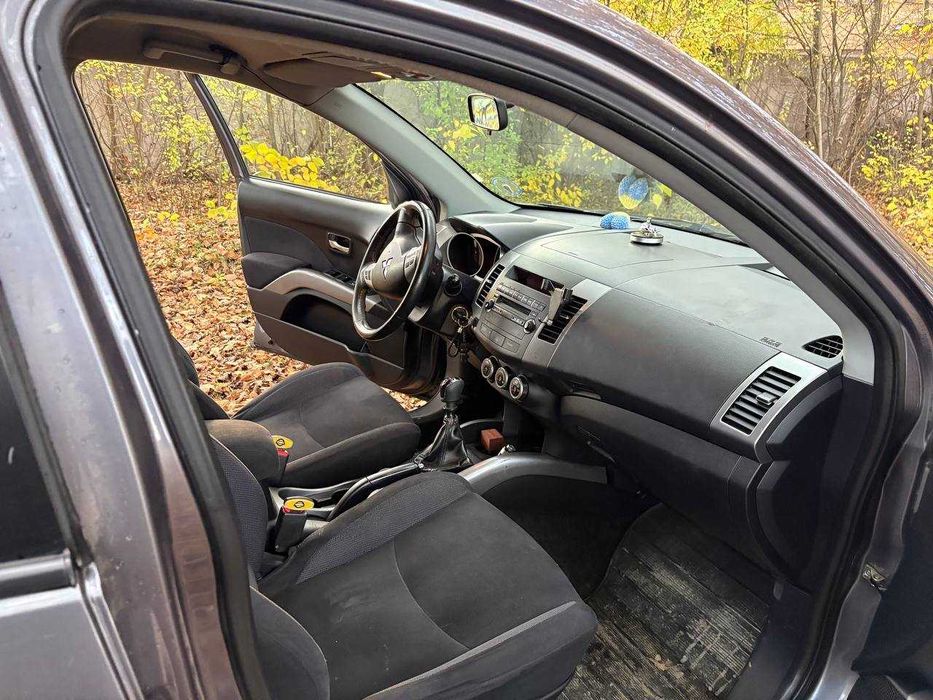 Продам аутлендер XL