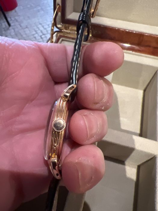 Relógio ouro movado