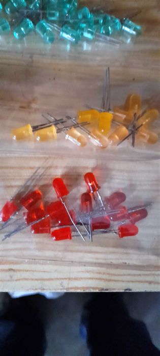 41 unidades de Led´s Redondos 5 mm (envio grátis)