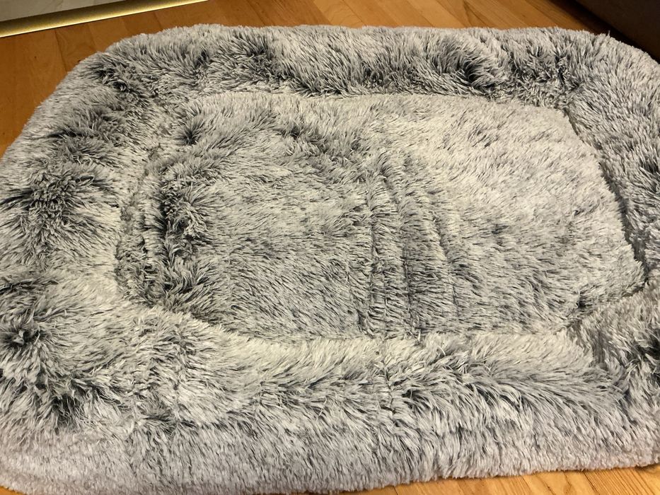 Puszyste legowisko dla psa  95cm x 70 cm