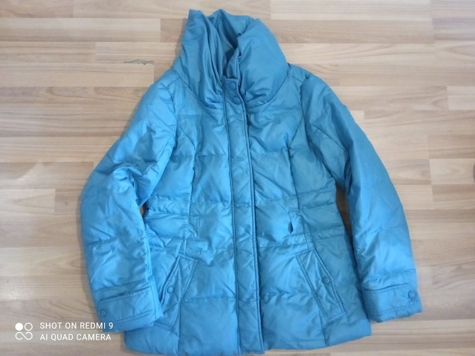 Kurtka  damska Esprit rozm M/L kołnierz