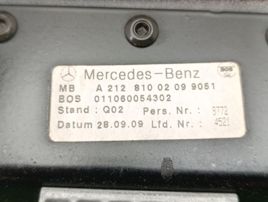 Chapeleira Da Mala Mercedes-Benz Clase