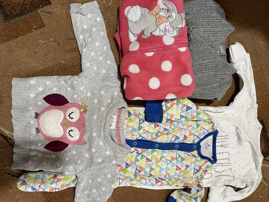 Продам пакет вещей на девочку 0 до 5 мес