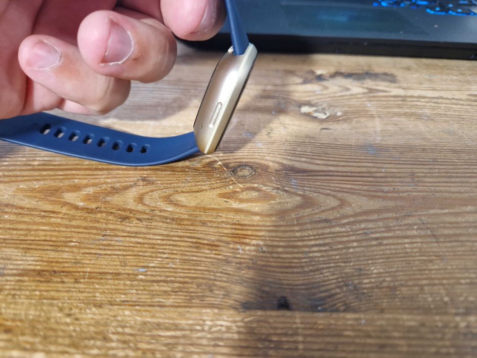 Smartwatch Fitbit Versa 3 czarny (2647)