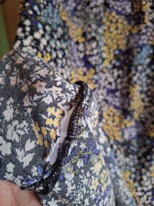 kwiatowa łączka cieniutka bluzka