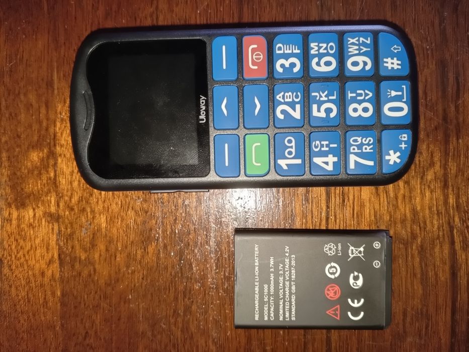 Продам телефон новий