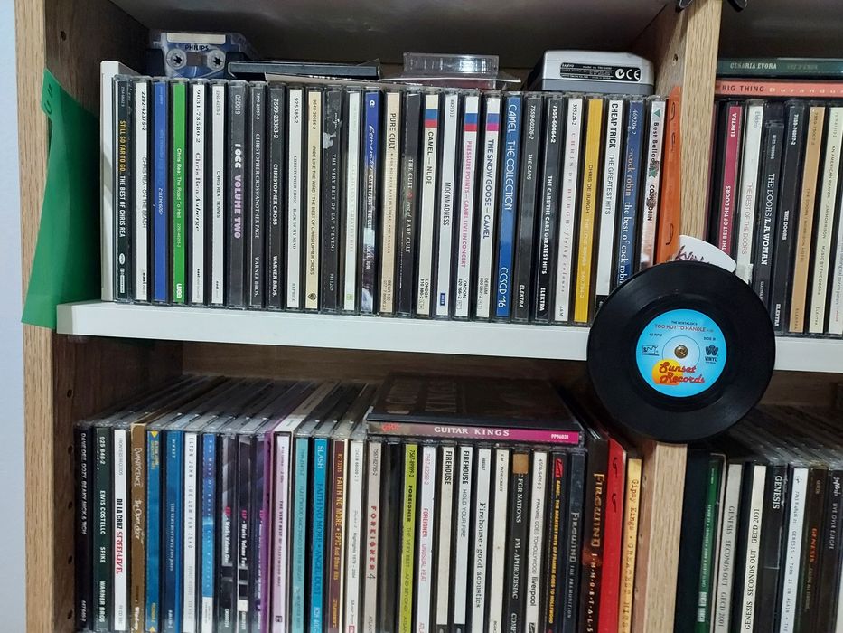 Vendo coleção de cds originais