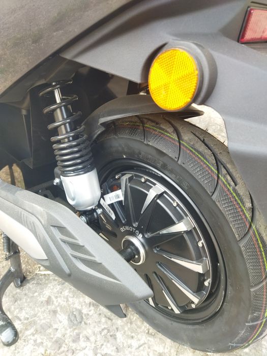Електроскутер SokMoto Wolf 2999W. 72V45Ah Lifepo4.