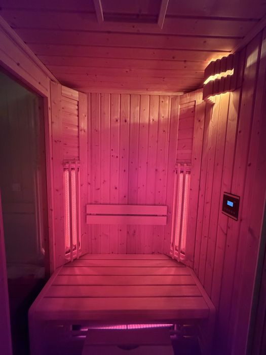 Sauna Infrared EOS Infratec Premium – stan bardzo dobry