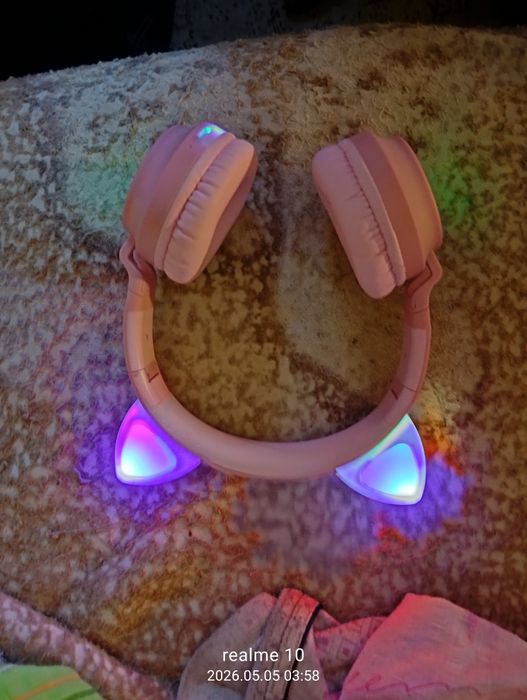 Słuchawki dla Bluetooth działają dla dziewczynki