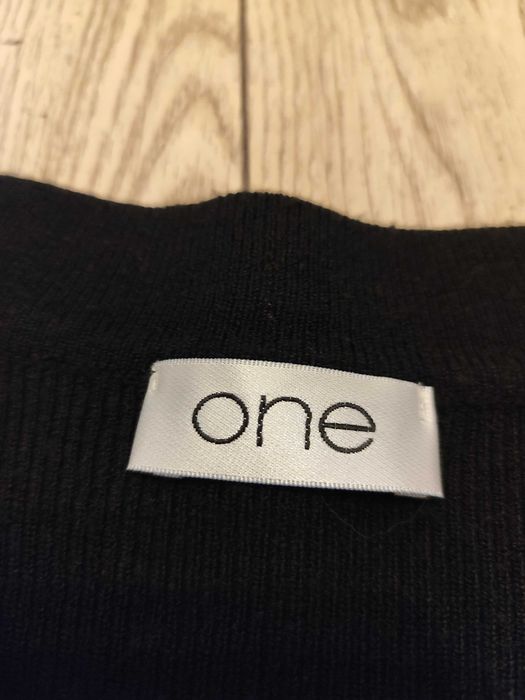 Sweter damski, One