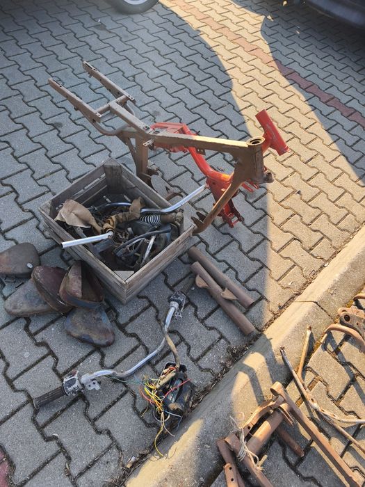 Wsk -motorynka-części