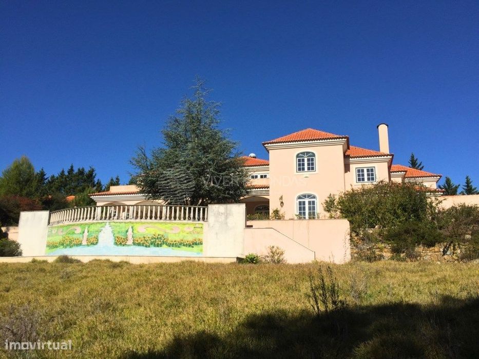 Moradia de Luxo V6 com Piscina, Campo de Ténis e Squash Perto do Be...