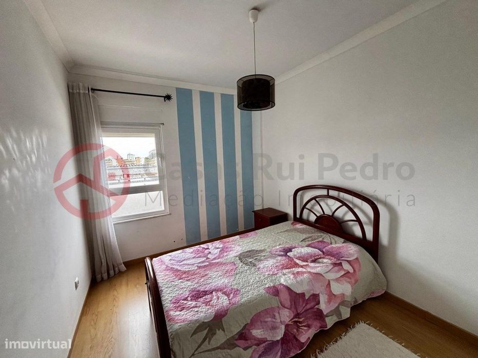 Apartamento T4 em Marvila com Excelente Localização e Potencial de ...