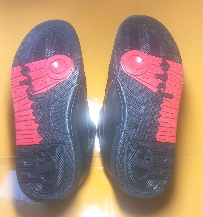 Кросівки 39р. Маломірні