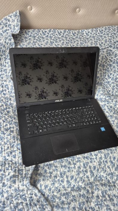 5 ноутбуків Lenovo, Asus, Emachines