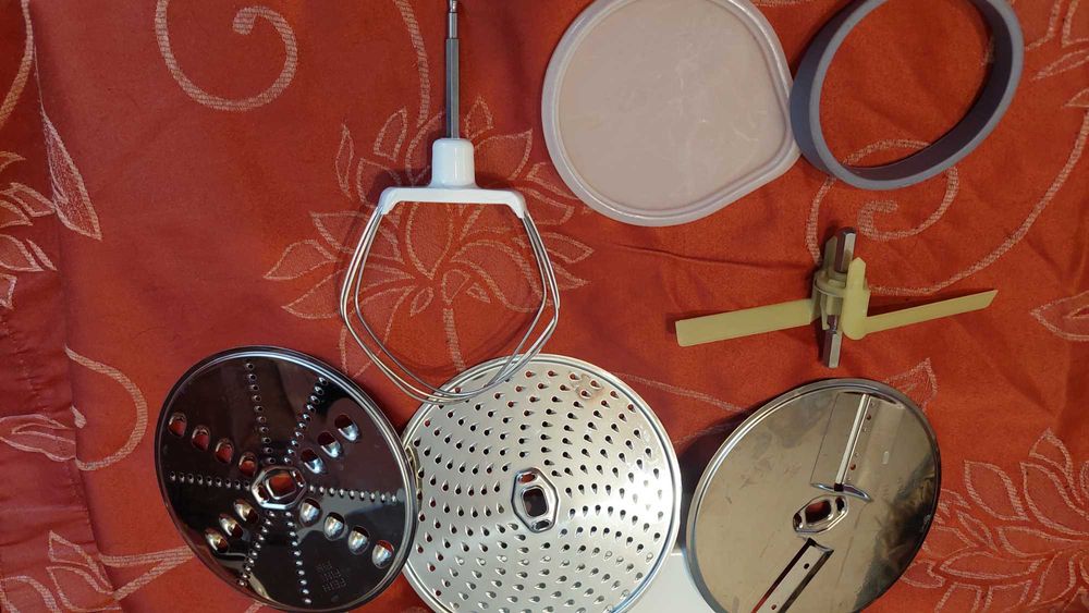 Комплект насадок для кухонного комбайна BOSCH