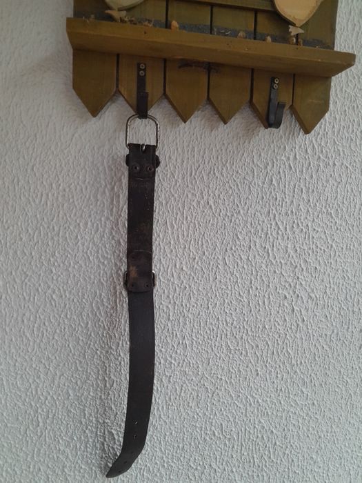 Coleira de cao em pele vintage.