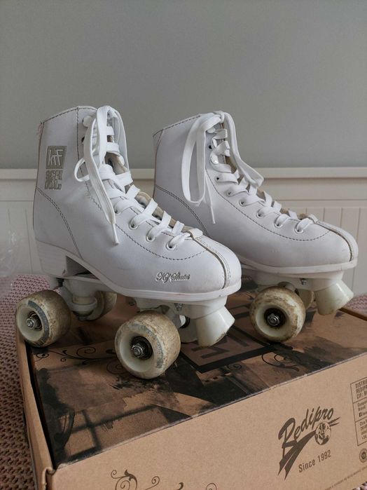 Wrotki skórzane r. 36