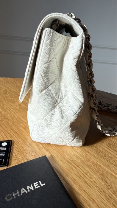 Torebka Chanel Jumbo Classic Single Flap biala