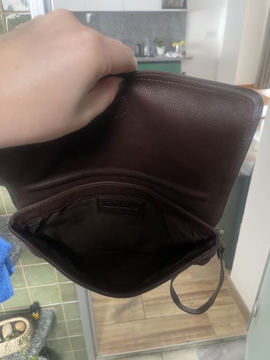 Шкіряна шоколадна сумка Timberland