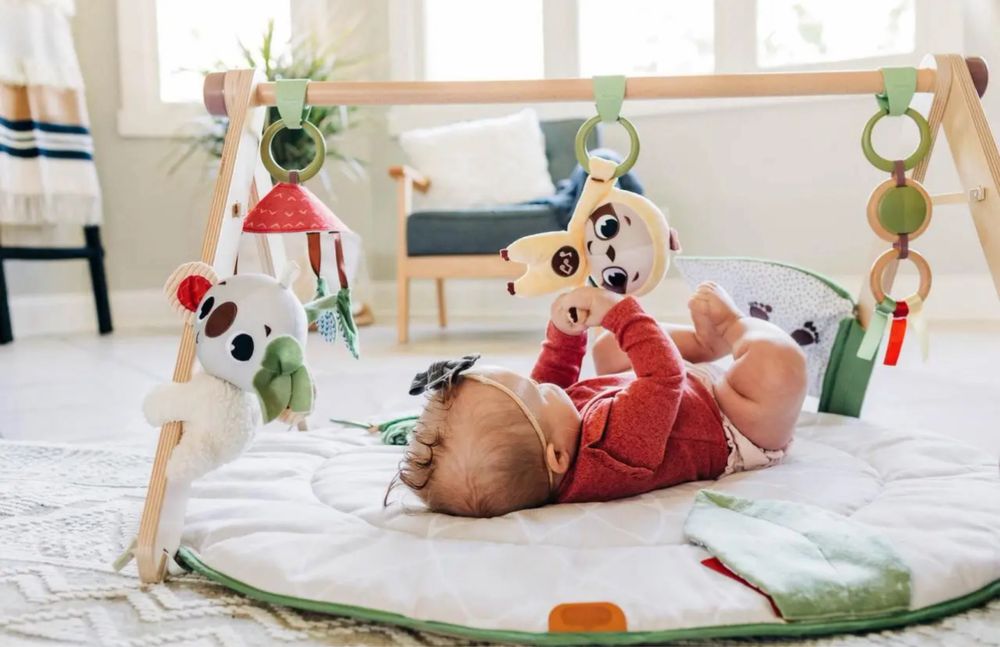 Розвиваючий килимок з ігровою стійкою Tiny Love Boho Chic