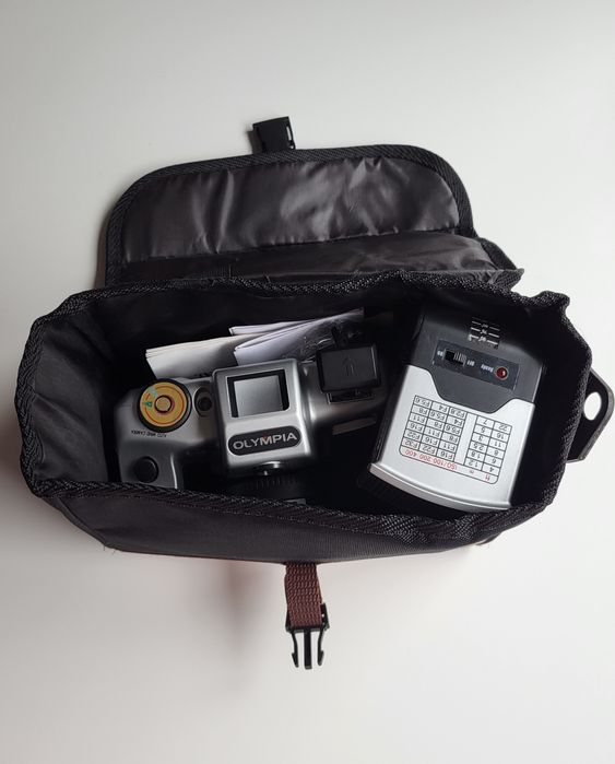 Máquina fotográfica vintage Olympia