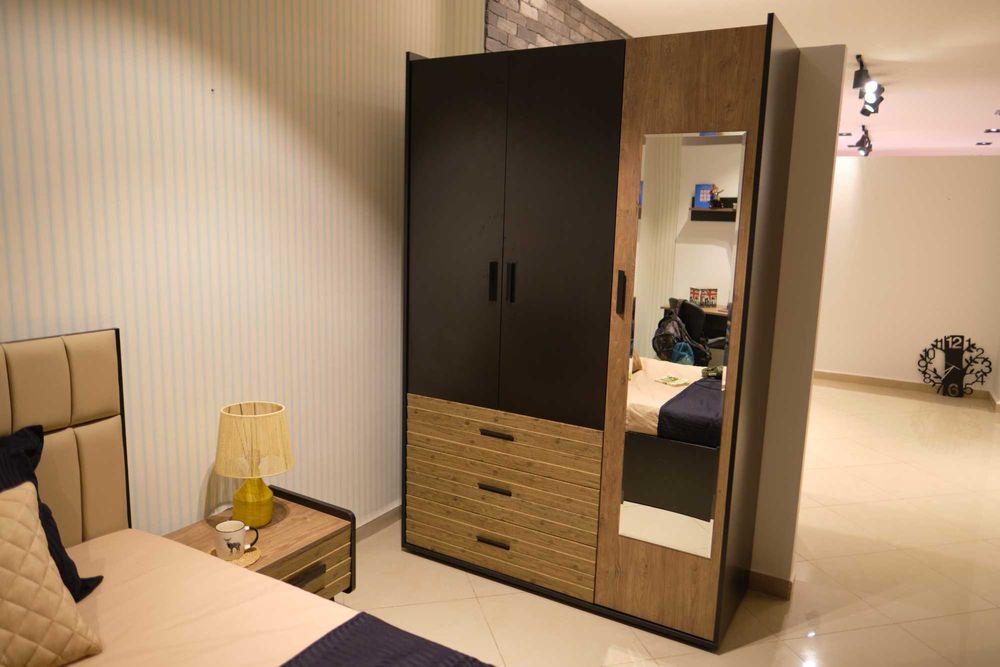 Conjunto Quarto Completo Solteiro Novo | Cama Roupeiro Cómoda Mesa