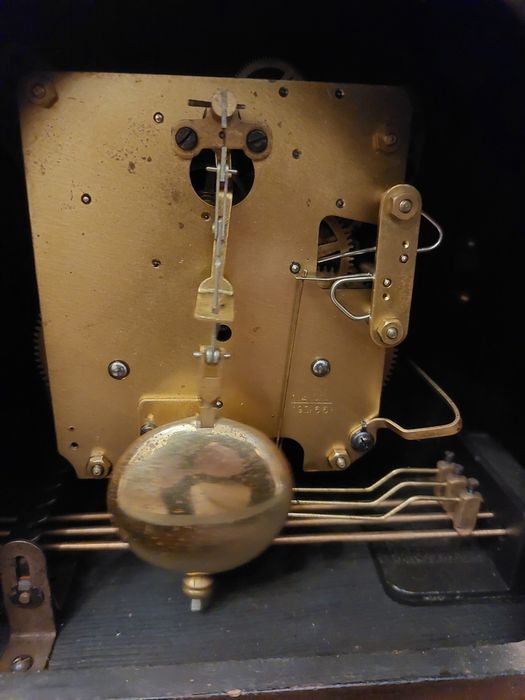 Zegar stary na komodę lub kominek