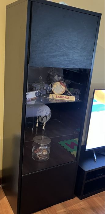 Armário vitrine derivados de madeira de carvalho