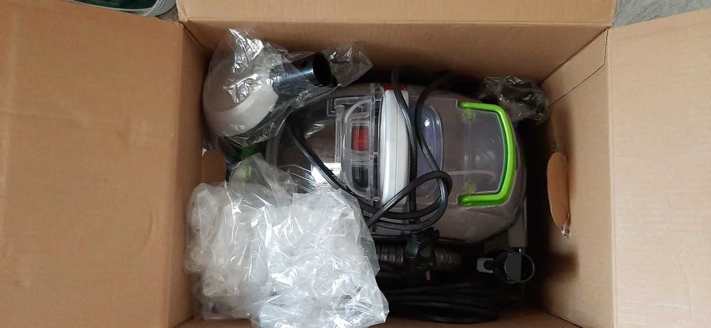 Odkurzacz piorący Bissell 750W