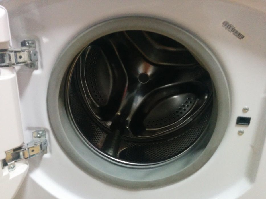 Máquina de Lavar Roupa Hotpoint Ariston AWM108 (Peças)