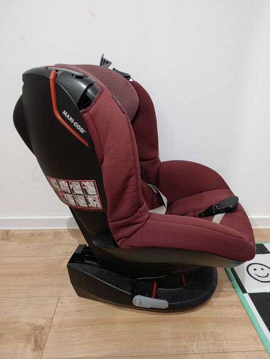 Fotelik samochodowy Maxi-Cosi Tobi Authentic Red 9-18Kg.