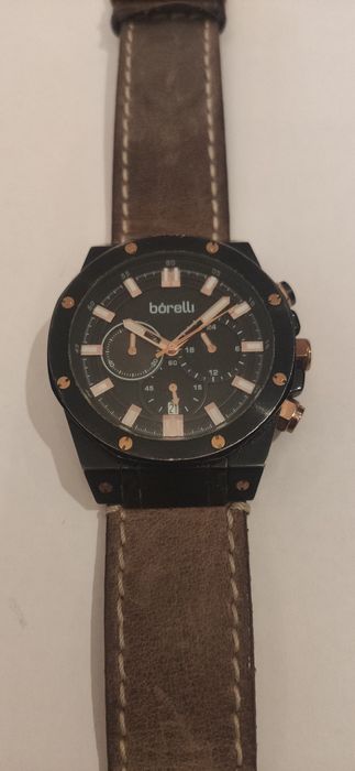 Relógio bórelli em bom estado