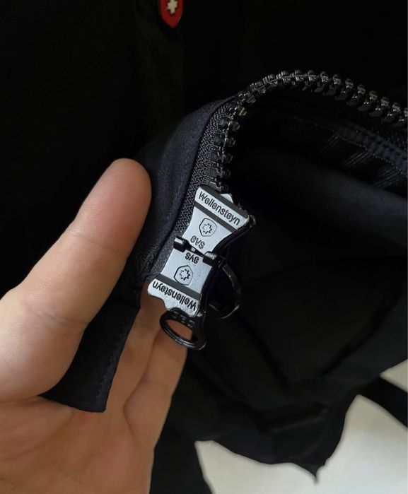 Оригінальна чоловіча зимова куртка пуховік Wellensteiyn M-L в ідеалі