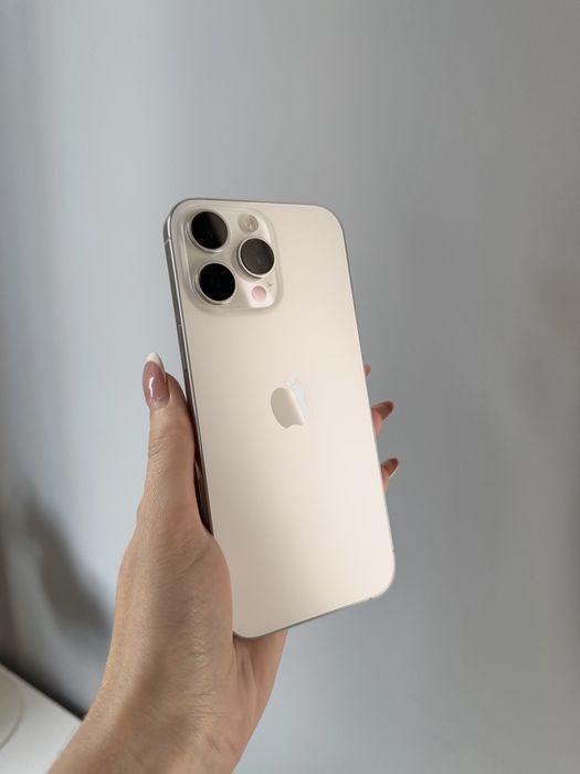 iPhone 16 pro max 256 GB White Titanium
