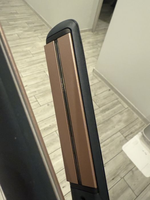 Prostownica i etui remington s8598 jak nowa keratin