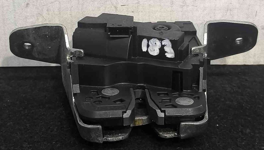 Fechadura / Fecho da Mala MERCEDES-BENZ GLA-CLASS (X156) ano 2014