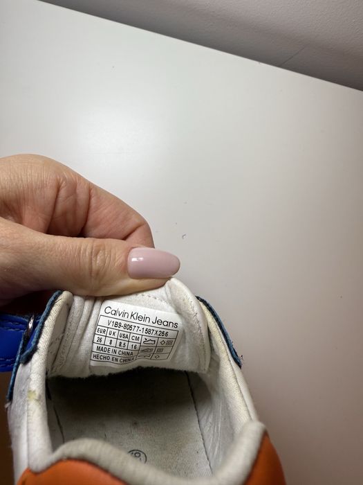 Adidasy Calvin Klein. Na rzepy